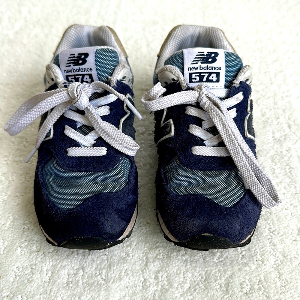 New Balance Classics 574 👟 in kids 11 wide